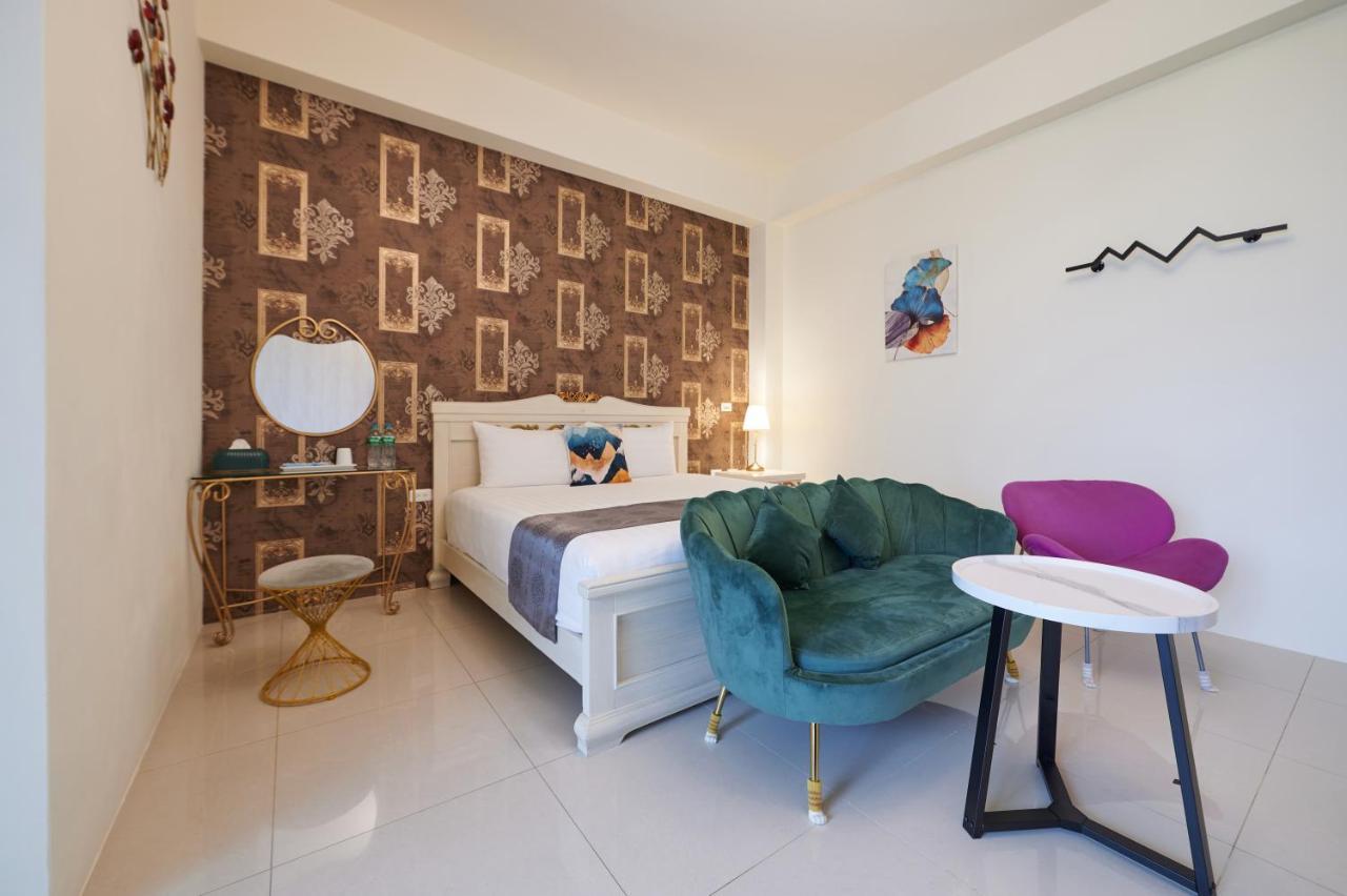 הואליין סיטי Avenue B&B מראה חיצוני תמונה